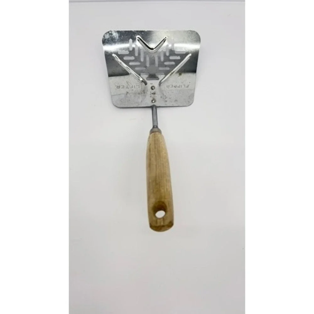 EKCO USA Vintage Flipper Lifter Slotted Spatula Turner Wood Handle 11.5 Inch